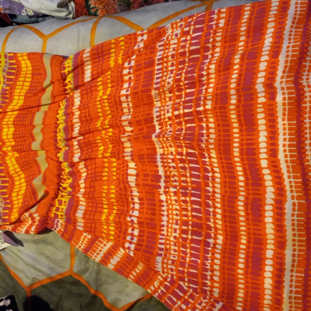 Dress - Picture 2 of 7
